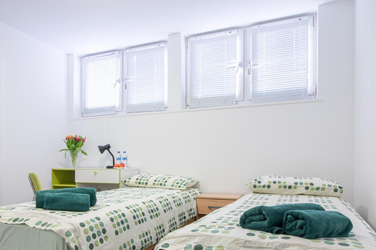Bed and Breakfast Wynfrid House Лондон Экстерьер фото